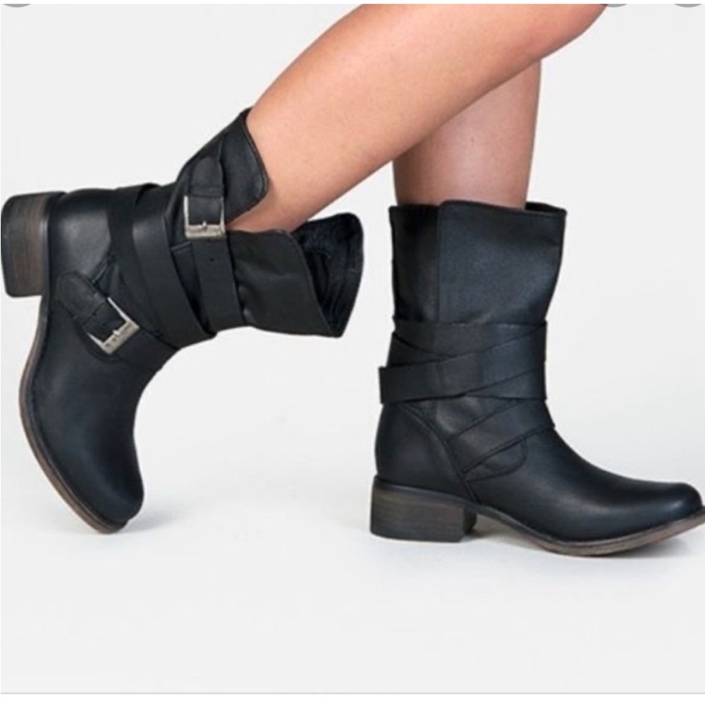 Steve Madden Brewzzer boots